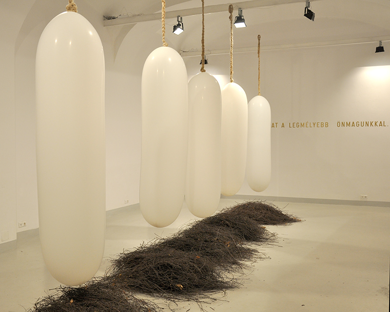 Intim | installáció | 2012