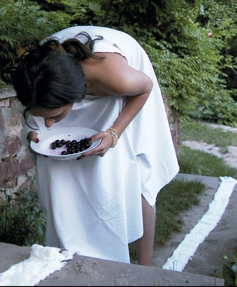 Miért változnak a nők? | performansz | 2005