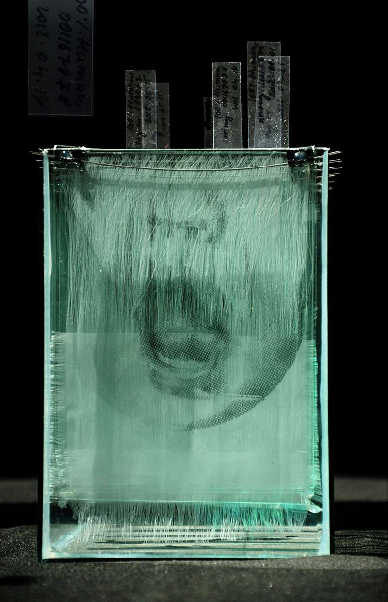 100% Human | vegyes technika